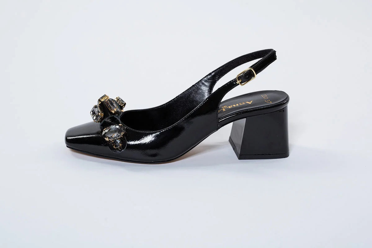 Pantofi damă negri din piele lăcuită cu accesorii din cristal – Stil și rafinament la fiecare pas