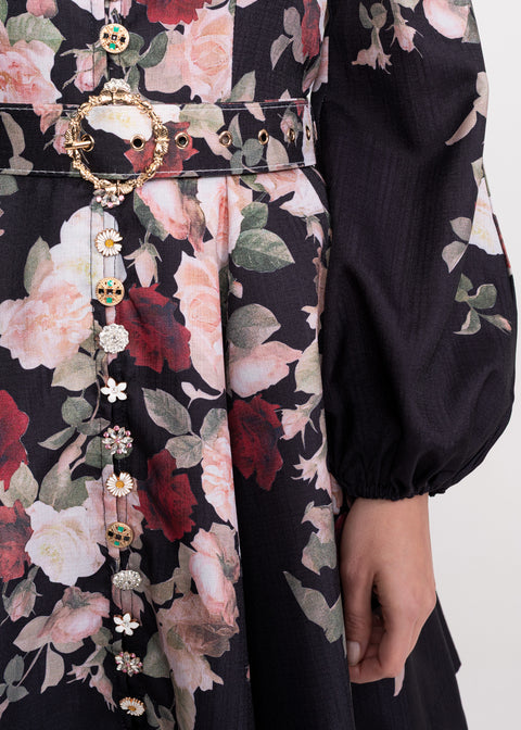 Rochie cu imprimeu floral si nasturi decorativi