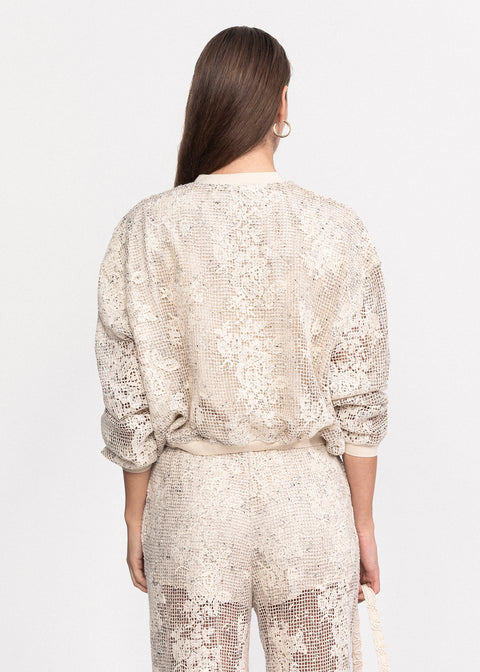 Costum cu model floral brodat format din jacheta si pantaloni cu talie inalta