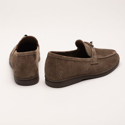 Mocasini cu cusaturi decorative
