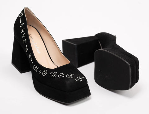 Pantofi damă din piele întoarsă, cu print litere ivoar,toc 9cm