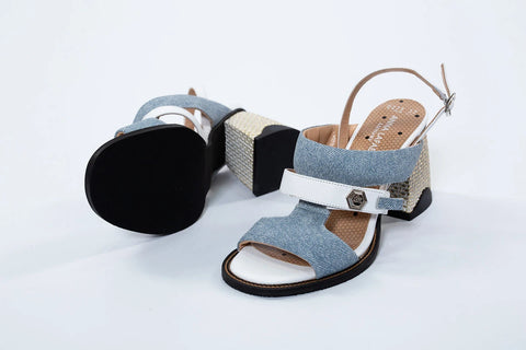 Sandale Annalafaet cu toc gros 7 cm, detalii denim și alb
