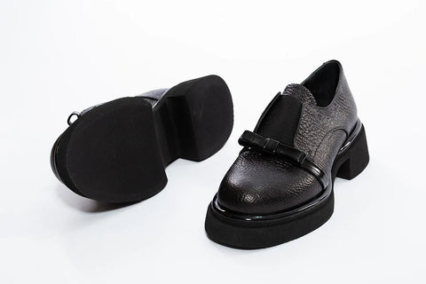 Pantofi loafers negri cu platformă discretă - Annalafaet