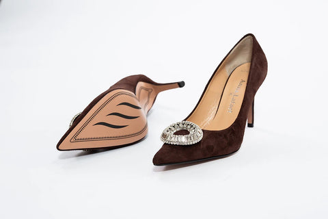 Pantofi stiletto din piele întoarsă cu aplicație de cristale