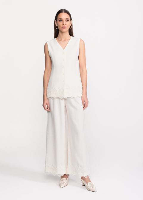Linen Set with Embroidered Details