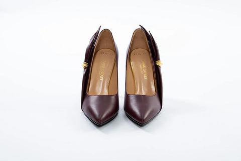 Pantofi eleganți din piele naturală, cu toc subțire și detaliu decorativ