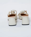Pantofi damă ivoar din piele lăcuită cu accesorii din cristal – Stil și rafinament la fiecare pas