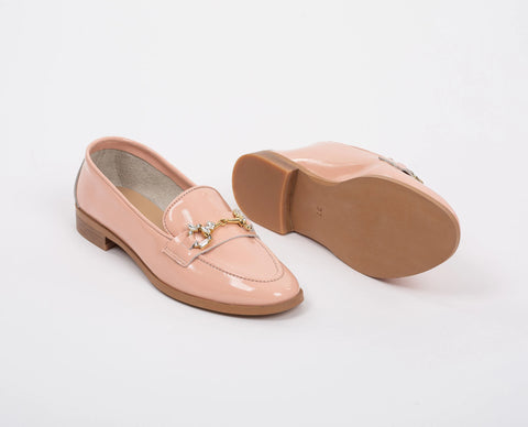 Pantofi din piele lăcuită cu accesoriu de cristal