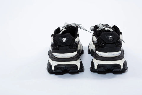 Adidași sport futurist alb-negru cu talpă masivă și detalii glitter – Urban Luxe – AnnaLaFaet