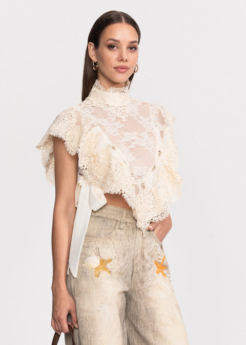 Top din dantela cu volane delicate