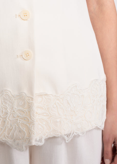 Linen Set with Embroidered Details