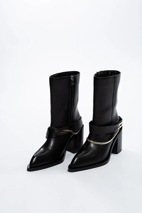 Ghete negre din piele naturală cu toc gros și accesoriu metalic