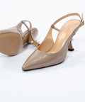 Pantofi nude lucioși cu baretă fină și toc gros de 8 cm decorat cu perlă – rafinament AnnaLaFaet