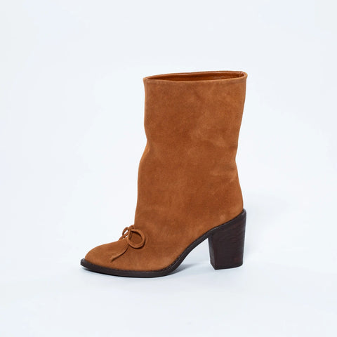 Botine din Piele Întoarsă Camel cu Toc