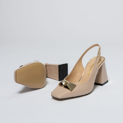 Stable-Heel Shoes with Metallic Detail