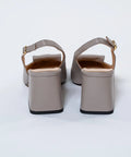 Pantofi din piele naturală taupe – eleganță discretă și versatilitate atemporală