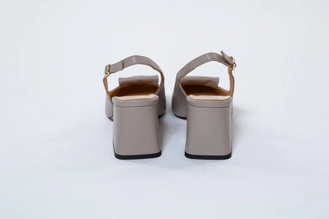 Pantofi din piele naturală taupe – eleganță discretă și versatilitate atemporală