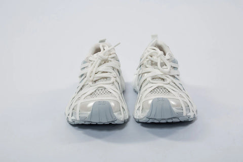 Adidași fashion cu design încrucișat și accente argintii – stil urban futurist – AnnaLaFaet