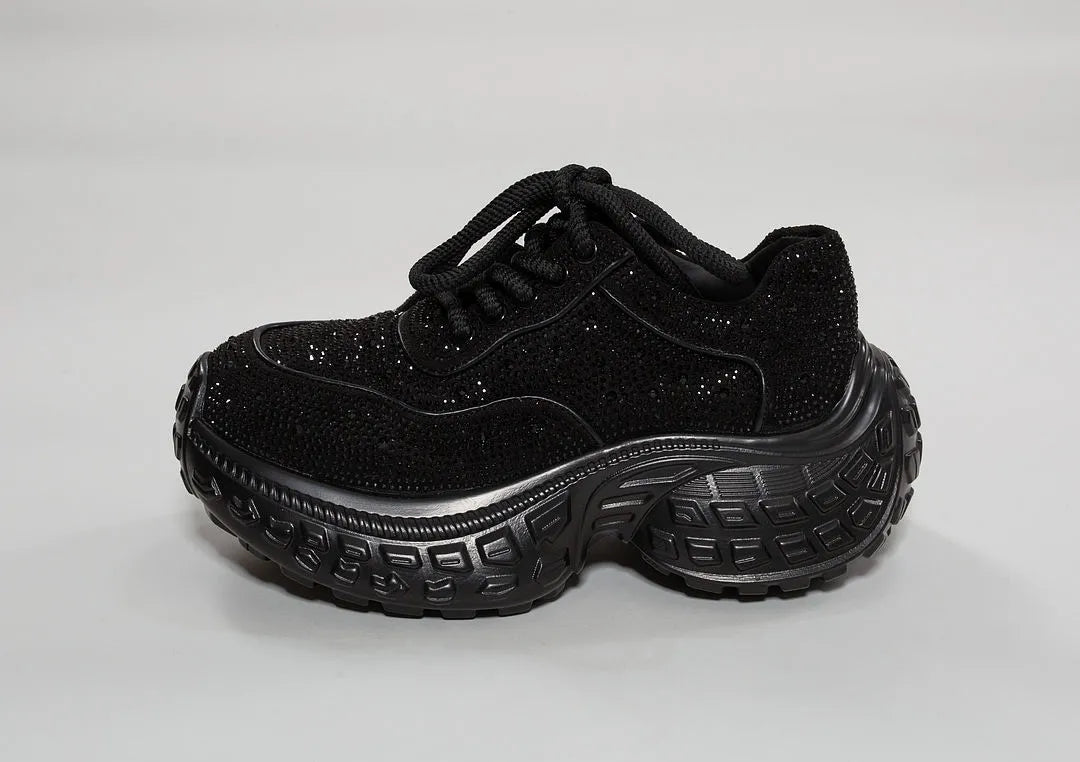 Adidași cu cristale negre