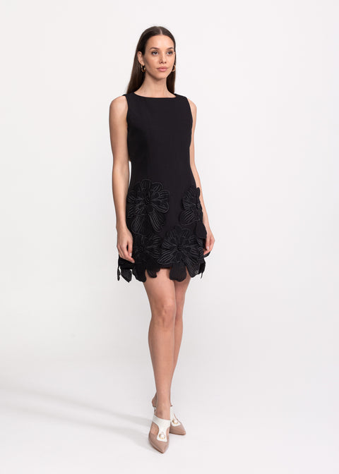 Rochie scurta cu detalii florale