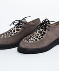 Pantofi din piele naturala intoarsa capucino,in combinatie cu animal print