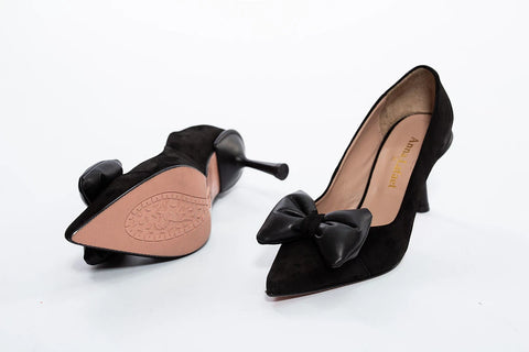 Pantofi stiletto negri cu fundă elegantă - Annalafaet