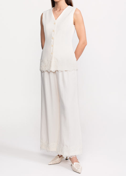 Linen Set with Embroidered Details