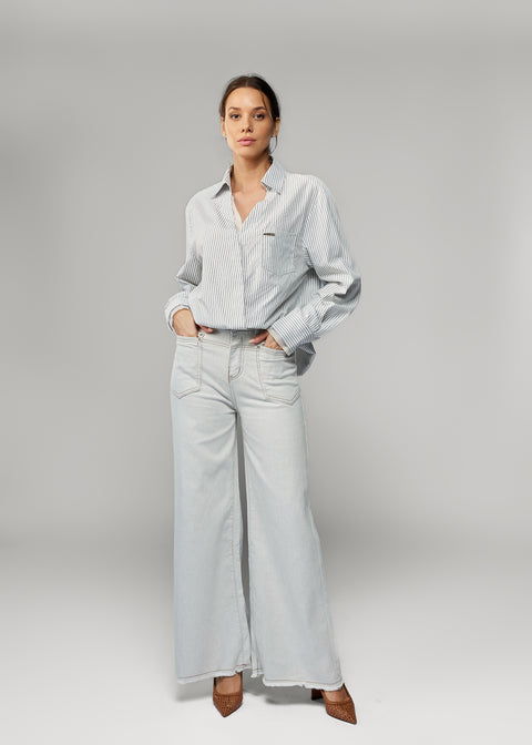 Wide-Leg High-Waisted Jeans