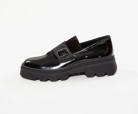Pantofi din piele lăcuită naturală cu accesoriu cristal