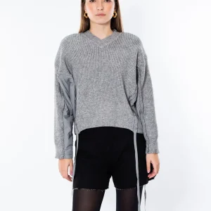 Pulover tricotat, cu fâs la maneci