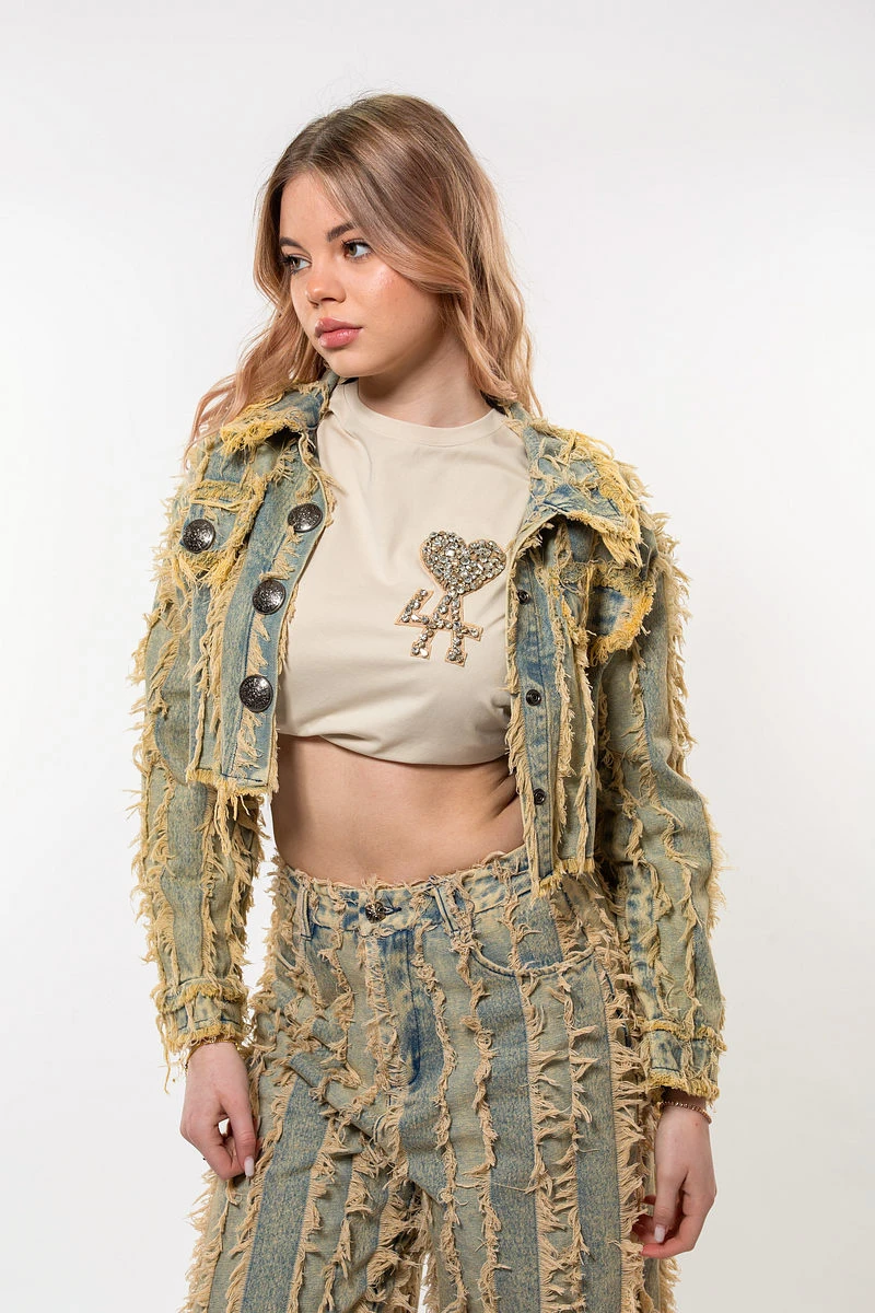 Jachetă din Denim cu Franjuri – Stil Bohem și Confident-5