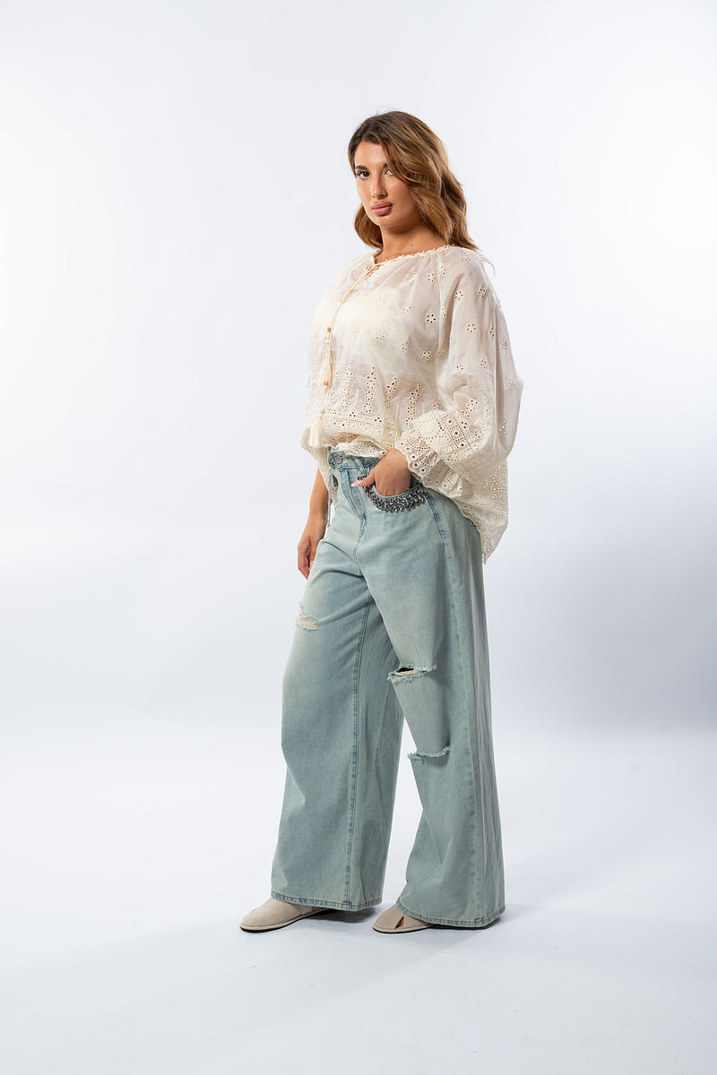 Blugi Largi Dama cu Tăieturi și Lanțuri Decorative – Stil Urban Casual